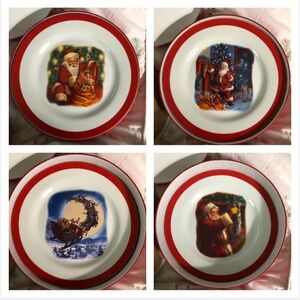Pottery Barn Kids set of 4 Christmas plates nostalgic old-fashioned Santa design